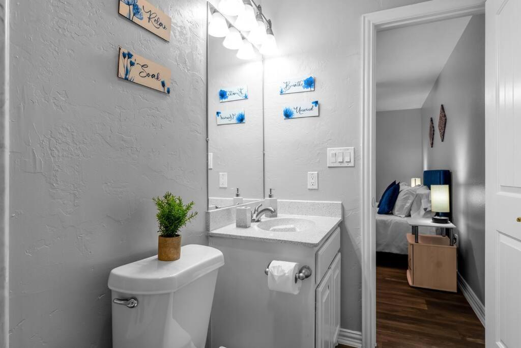 Family Friendly 2bdrm-walk To At&t/cowboys Stadium